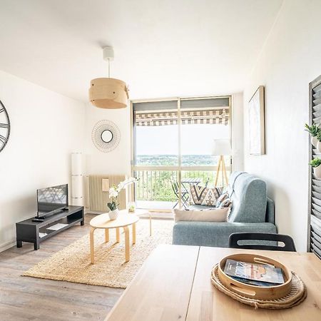 Le Chaumont - Appt 4 Personnes Apartment Montrichard Bagian luar foto