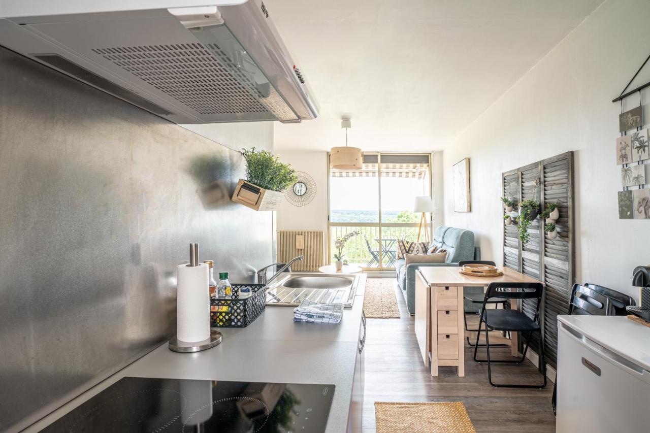 Le Chaumont - Appt 4 Personnes Apartment Montrichard Bagian luar foto
